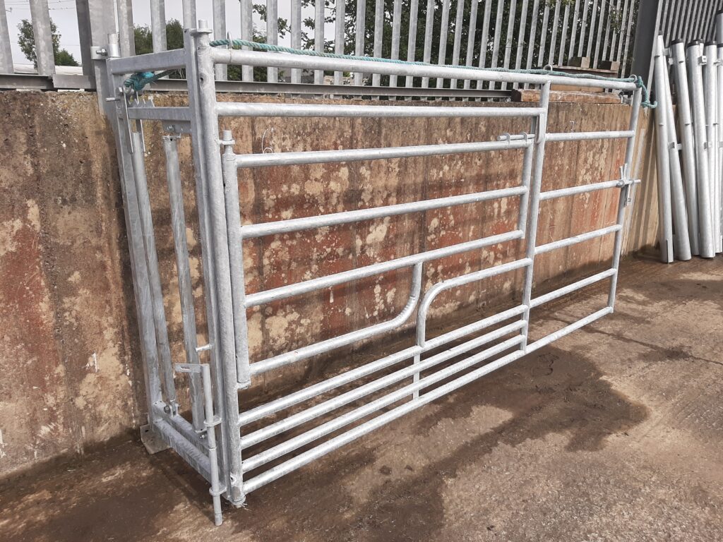 Calving Gate - Fox Bros Engineering Ltd